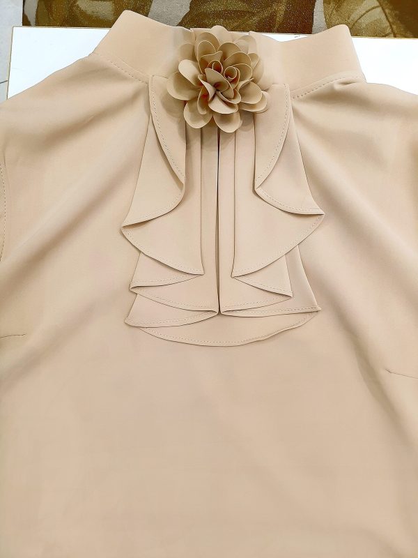 تاپ یقه گل دار - Image 2